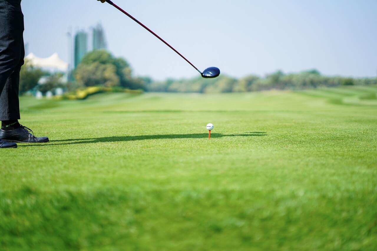 Why golfing for business makes financial sense